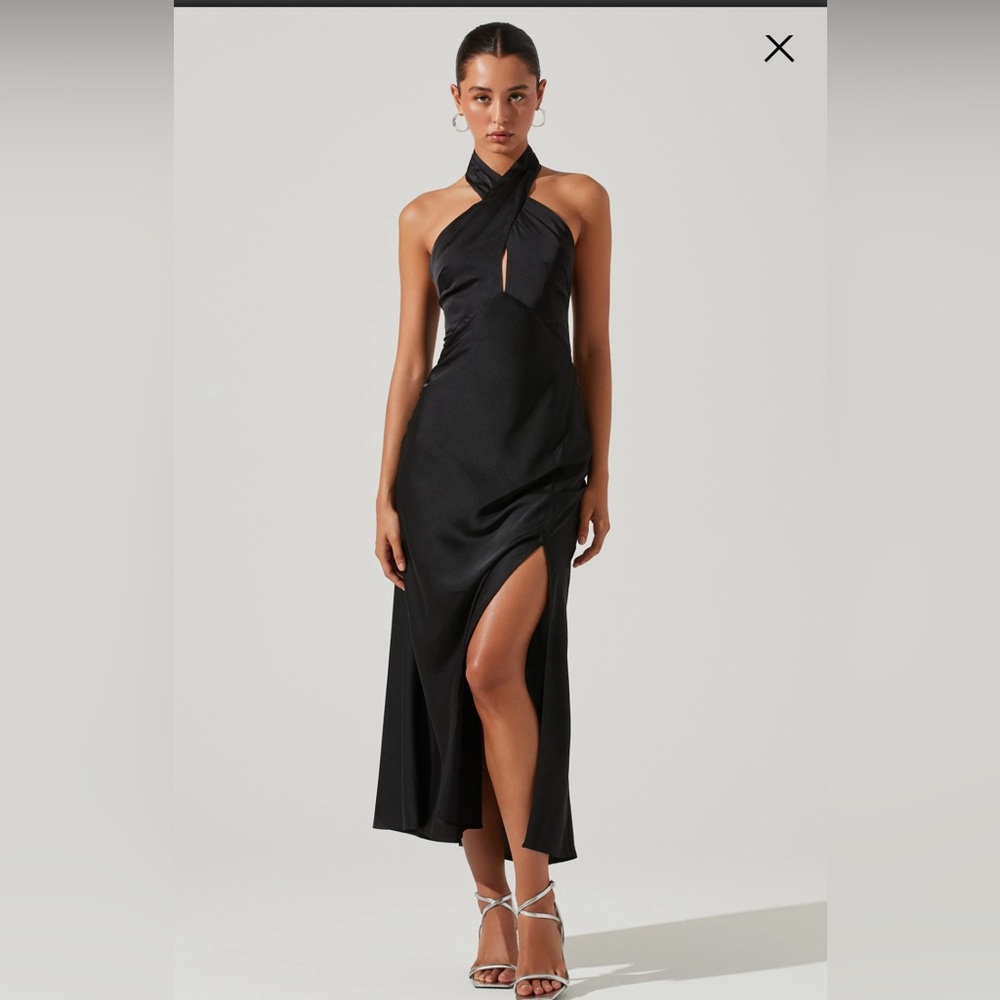 ASTR The Label MARISSA SATIN HALTER NECK MIDI DRESS size large
